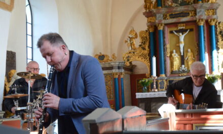 Søndagstur med jazzforedrag i Engum Kirke